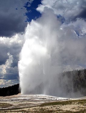 I saw Old Faithful as a kid and it looked just like this. Image from Wikipedia.