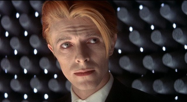 David Bowie, The Man Who Fell To Earth, British Lion Film Corporation, 1976.