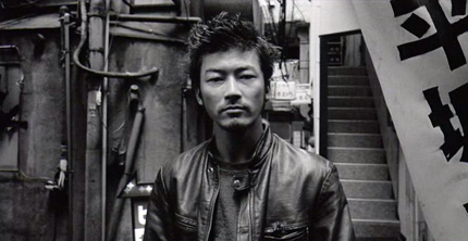 Tadanobu Asano in Electric Dragon 80000V. Image from cinemastrikesback.com